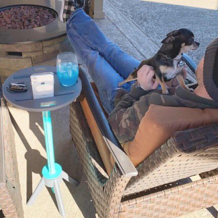 VersaStake's tweet photo. Sunday’s should come with a pause button ⏸ #versastake #sundayvibes #dogs #versatray #versastand #attachments #relax #feetup #outdoors #outdoorlife https://t.co/zXZ2ktmxST