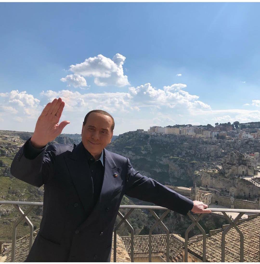 Evviva, la #Basilicata si è data finalmente un buon #governo! Complimenti a tutti gli amici #lucani che hanno saputo votare bene!