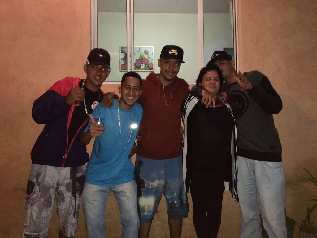 VictorHugo488's tweet photo. -Não Conte Quantos Amigos Você t
Tem E Sim Com Quantos Você Pode Contar. ❤💟” https://t.co/vmjXtH0c8H