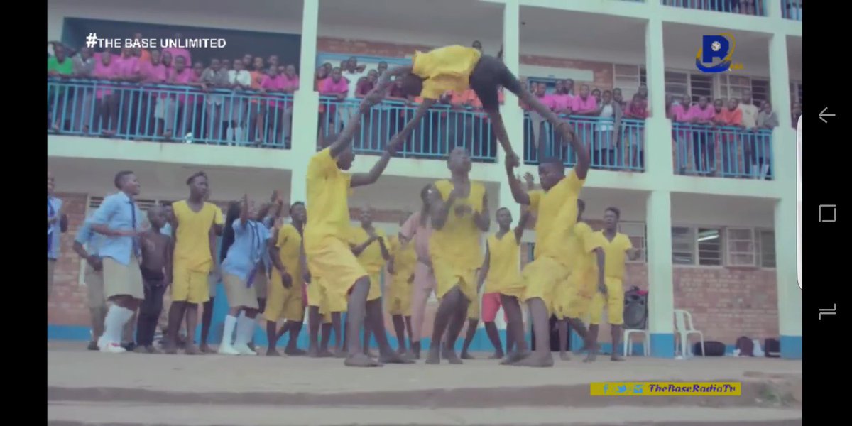 _airtv's tweet photo. Wow @eddykenzoficial we are enjoying your new video #Ogwo massive hit click on the link to join us from any were in the globe https://t.co/bDXT8fntWd https://t.co/YWEL5yv66c