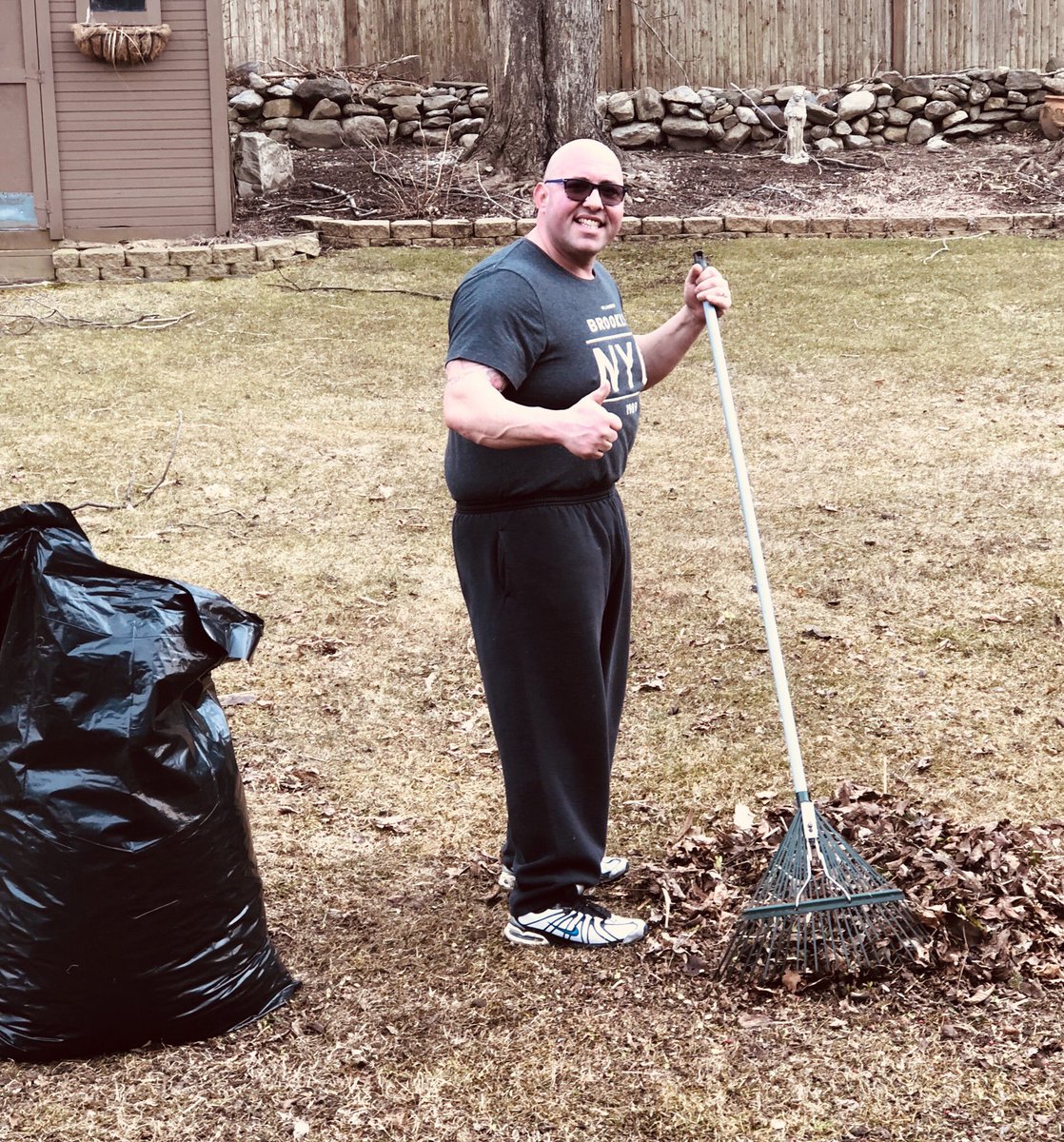 MrColli1's tweet photo. Colli Men - getting it done.
#Colli_Strong💪🏻😊💪🏻
#always_grinding
#Not_afraid_of_Hard_work https://t.co/1tCr9Krnsd