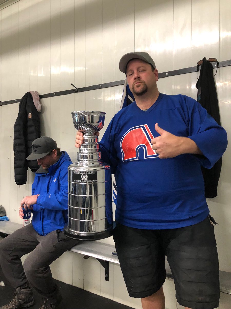 dalmin12's tweet photo. This guy deserves the cup. Blood sweat and tears. ⁦@kklimp13⁩ ⁦@WinfieldFinesy⁩  ⁦@WPluchinske⁩. Hero’s are born not made... https://t.co/XLo5rWwxfe