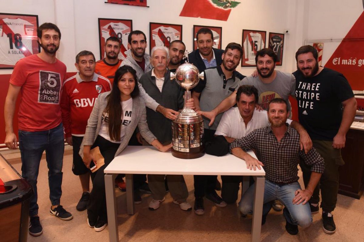 pachecogise's tweet photo. No te lo olvidas en la vida!
#CunaDelFutbol 
#SomosParteDeLaHistoria
#SeremosEternos https://t.co/1u6UvnMc9o