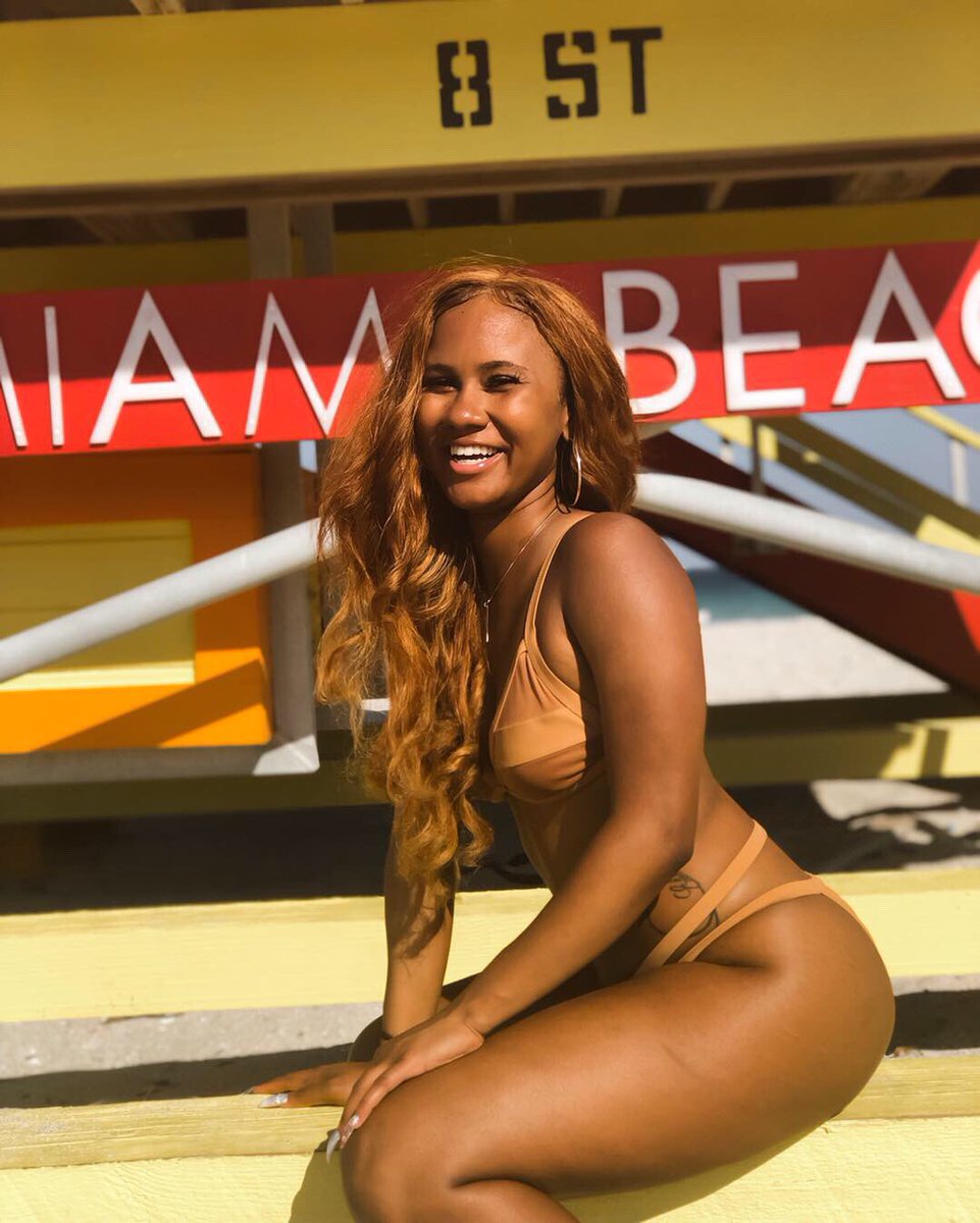 iamliltokyoo's tweet photo. I heard your favorite topping was caramel๐ #springbreakmiami2019 #springbreak2k19 https://t.co/hAg5R8f01Z