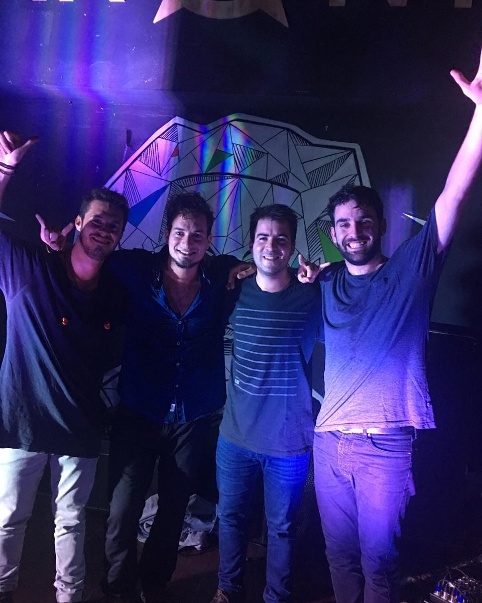 StandingFree's tweet image. 23.03.19