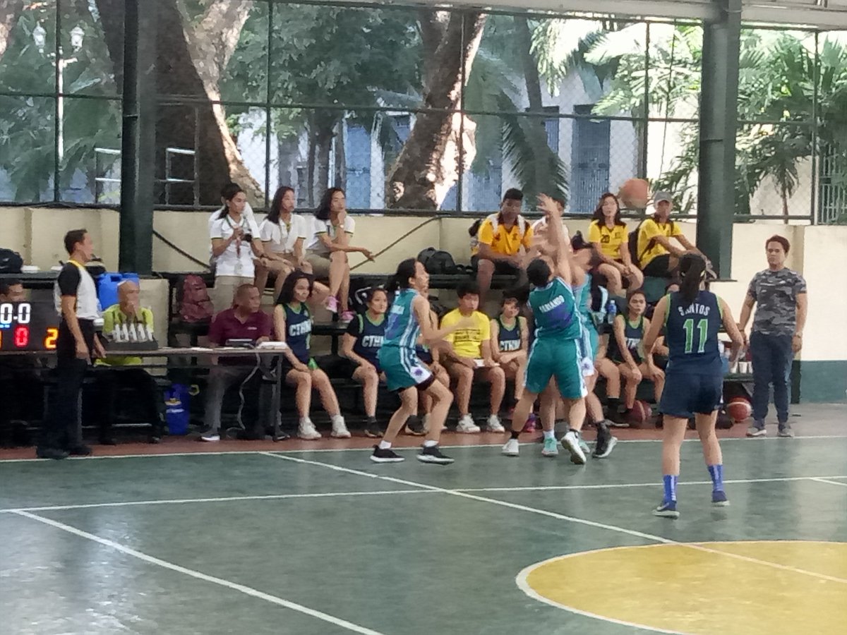 ustshssc's tweet photo. Come on and join us! Let us cheer for our SHS Goodwill as they impressively catch up to a score of 24-23 for the first half of the second quarter!
#LabanSHS
#RoarLoudSeniorHigh https://t.co/plpzLv105e