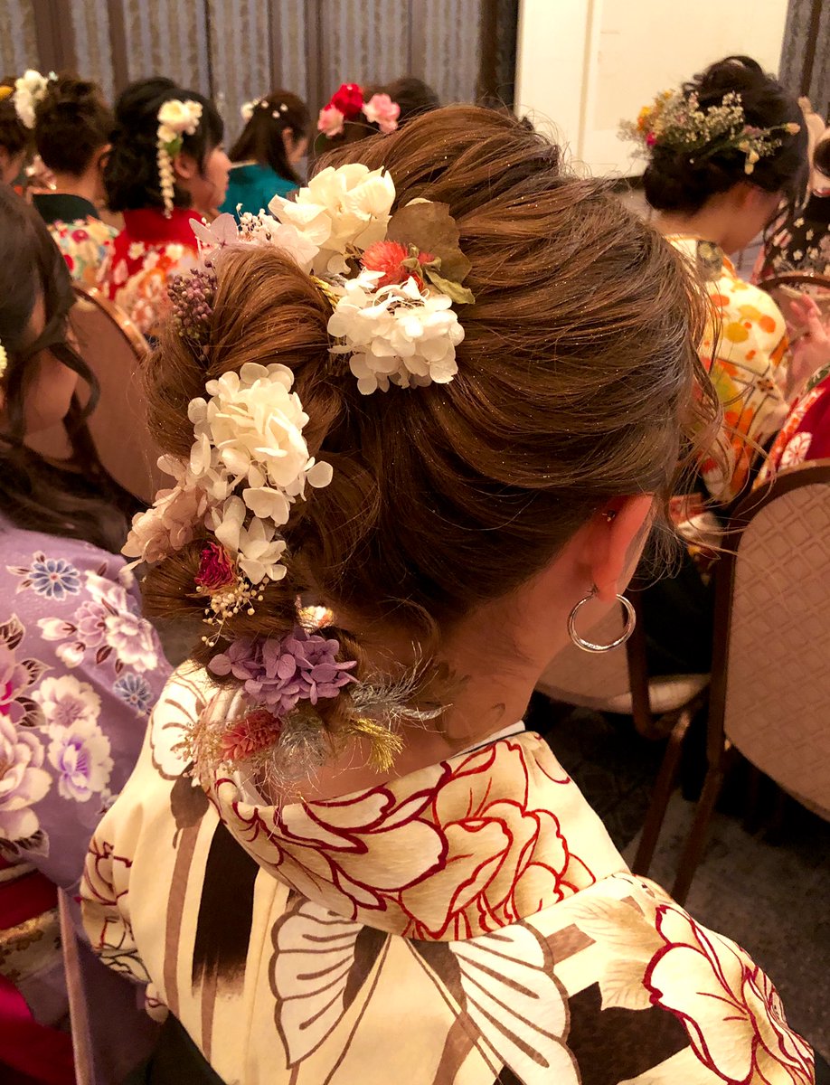 新大阪歯科衛生士専門学校 בטוויטר 平成30年度 卒業式 ヘアアレンジも素敵です 歯科衛生士 Sdhc 卒業式 袴 卒業 ヘアアレンジ Smile