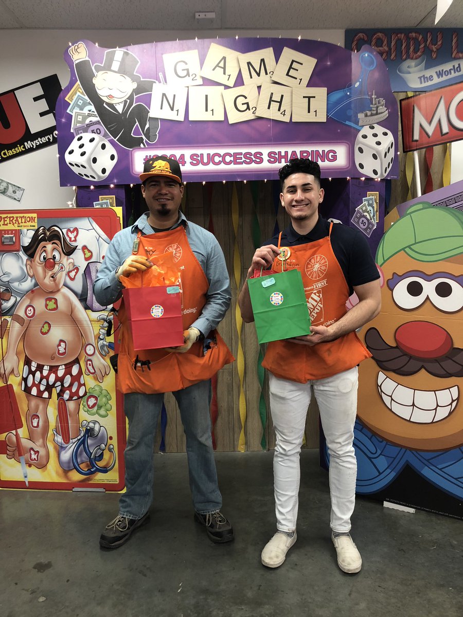 gutierrez1423's tweet photo. Success Sharing Day 3! Full of fun and prizes 🧡 #montereyparkHD #2304 @letycruz31 @wendyCcontreras @lupeadiaz https://t.co/MrZyZC6tvX