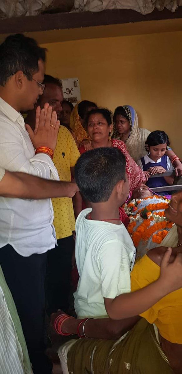 Deepak33312370's tweet photo. #ଟାଙ୍ଗୀ_ସାଲେପୁର ବାସୀଙ୍କ
#ସୁଖ_ଦୁଃଖର ସାଥି
#ବିଶ୍ୱ_ରଞ୍ଜନ_ଖଟାଇ(ବାପି)

#ବିଜୁ_ଜନତା_ଦଳ #ଟାଙ୍ଗୀ_ସାଲେପୁର 
@CMO_Odisha
@Naveen_Odisha @pranabpdas @aksahoo_odisha @debashish_mla @bjd_odisha @BJD_IT @BYJD_Odisha @soumyasambad @chandra_sarathi @pravat_mla https://t.co/sOOq9HE24d