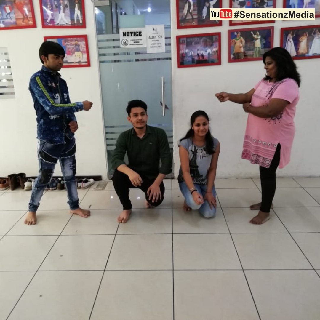 ArtsSensationz's tweet photo. Rohini Center senior acting batch in full swing. #actor #model #love #actress #film #hollywood #movie #photography #fashion #instagood #art #cinema #music #like #followh #actorslife #singer #artist #bollywood #movies #acting #director #photooftheday #producer #style #theatre https://t.co/v36jbz4Eh9