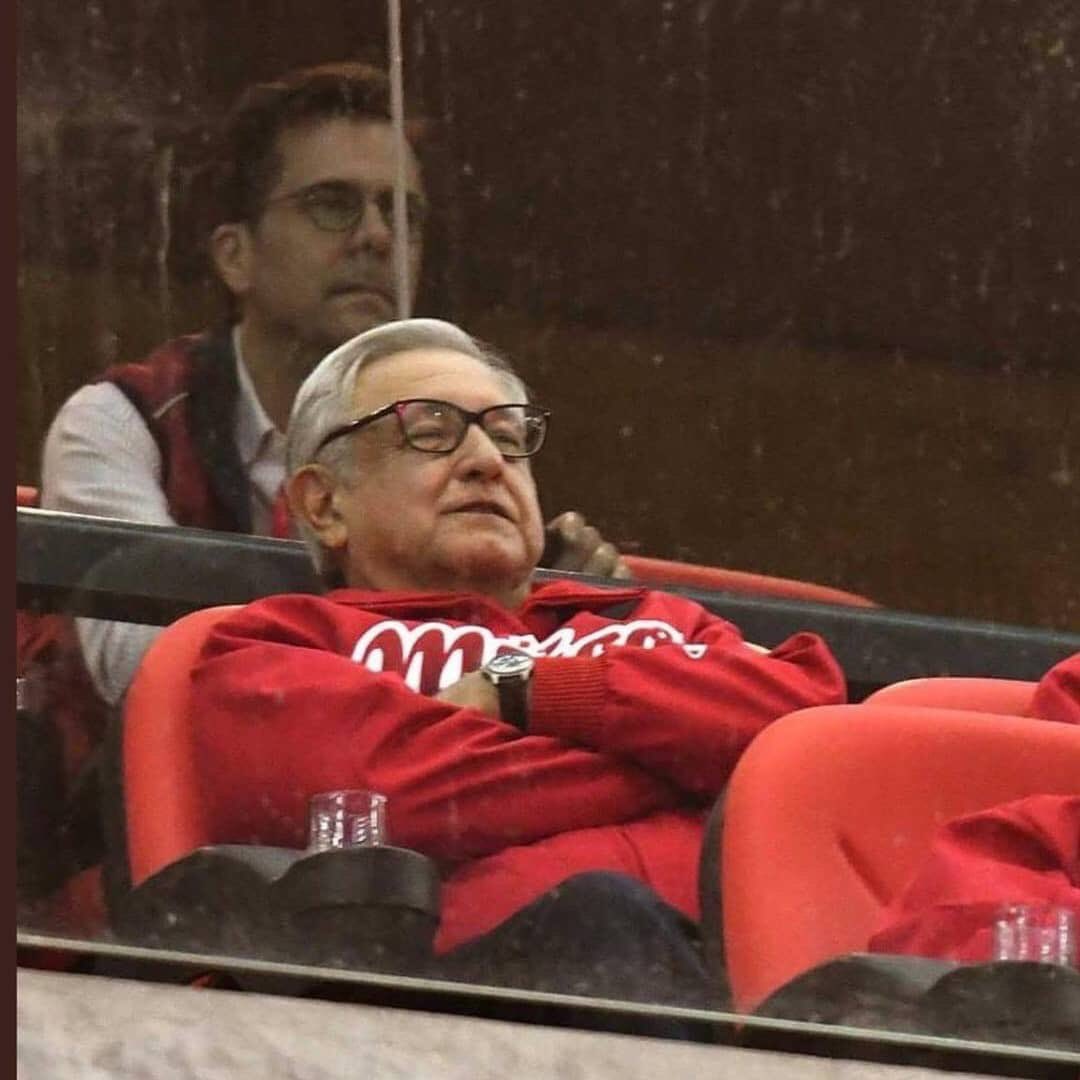 El conservadurismo no se ha dado cuenta del mounstro político e histórico que es <a href="/lopezobrador_/">Andrés Manuel</a> 

Desde Juárez nadie le había arrebatado el poder del Estado a las élites como lo hizo él. 

Y todavía más: López Obrador lo hizo a través de las urnas. Sin disparar un solo tiro.