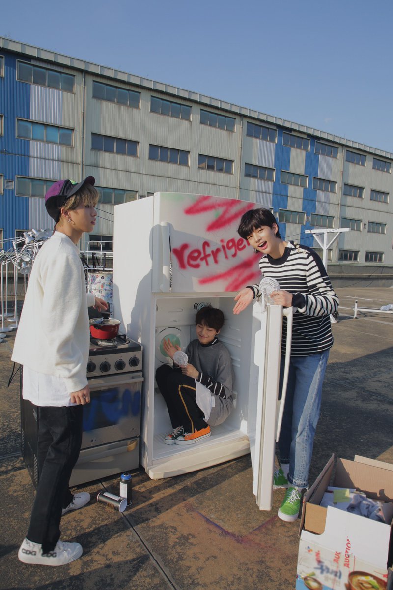 Stray Kids tweet media