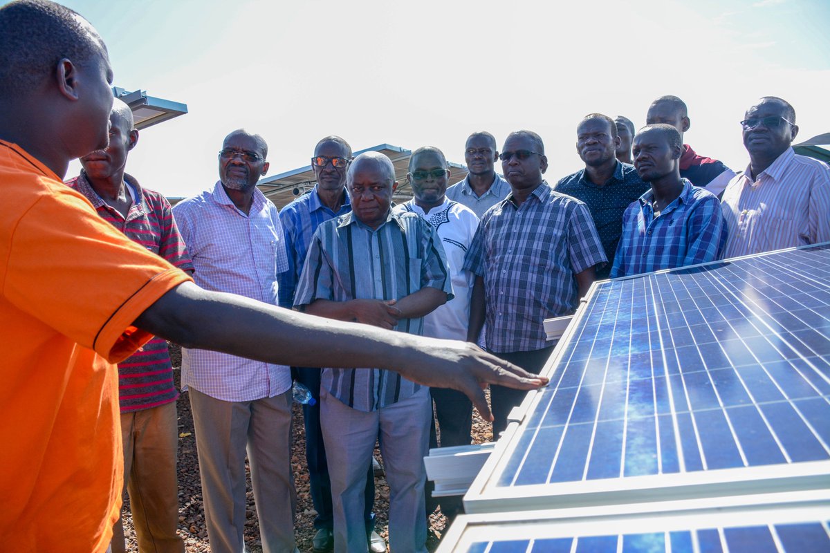 RERECMashinani's tweet photo. REA has commissioned the electrification of Letea village in Turkana County through the installation of a 60 Kw Solar Power Plant that will serve 200 homesteads and public facilities including schools, the market center and churches.#solar @PDUDelivery https://t.co/OCiqSmbGX3