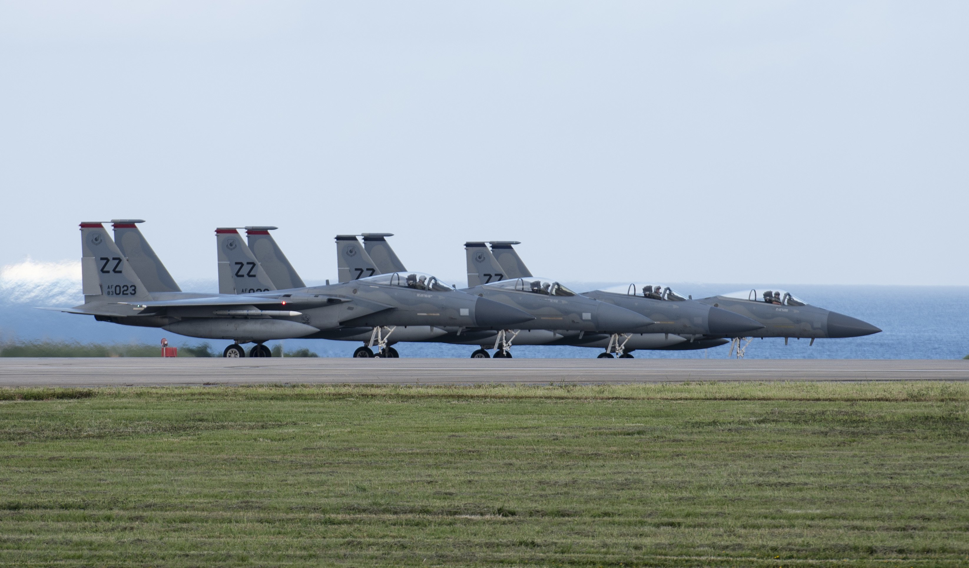 在沖米空軍嘉手納基地 على X: 
