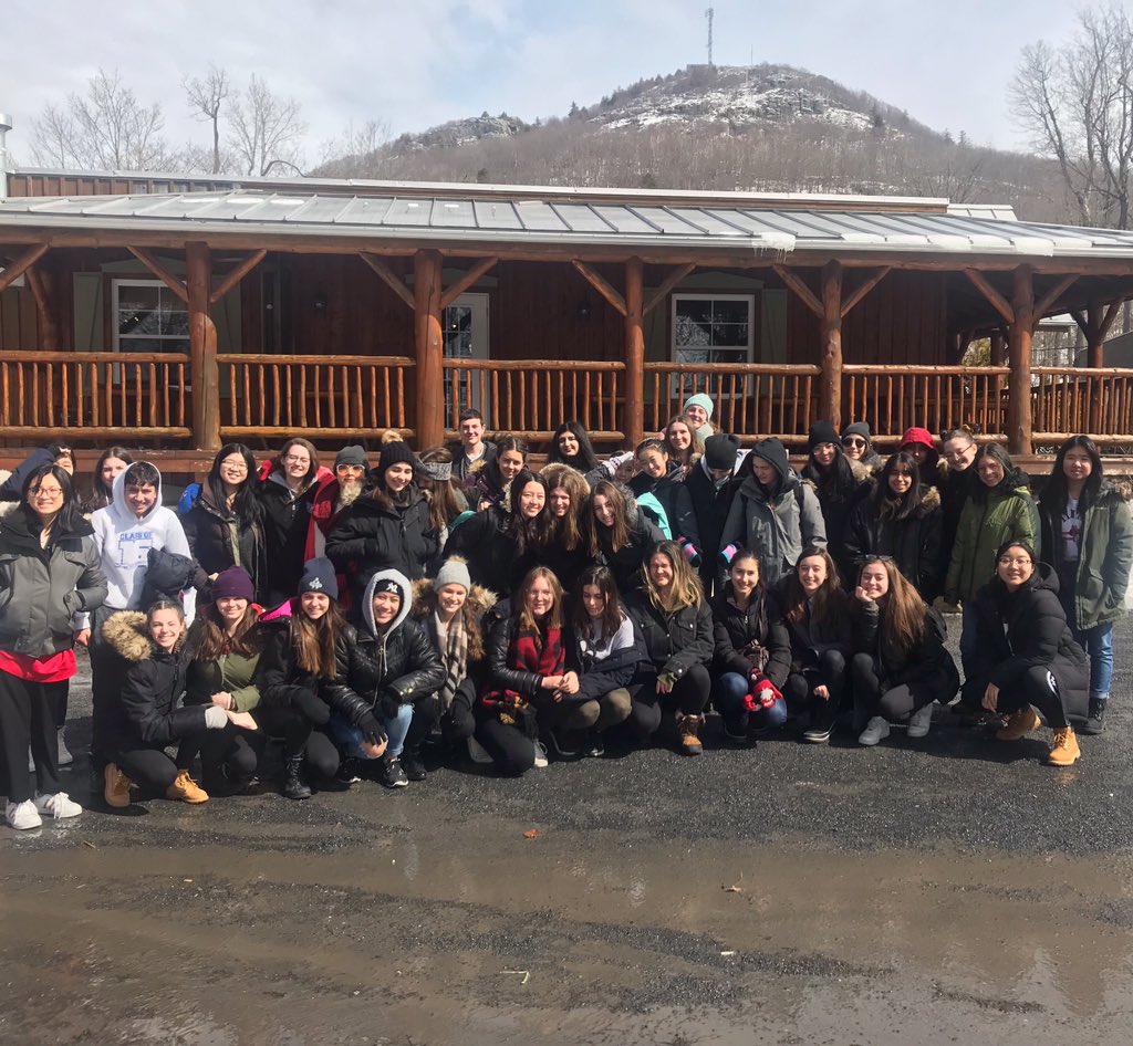 AMHSPA's tweet photo. Thank you @AlexMackHS Arts Mackenzie for a fantastic four days of art, performances, galleries, technical workshops, and learning about Canada’s history through walking tours of Ottawa and Montreal.  A fantastic, inspiring #artstour2019 !
#creativitythriveshere #amaclearns https://t.co/Cr5QZKGYcW