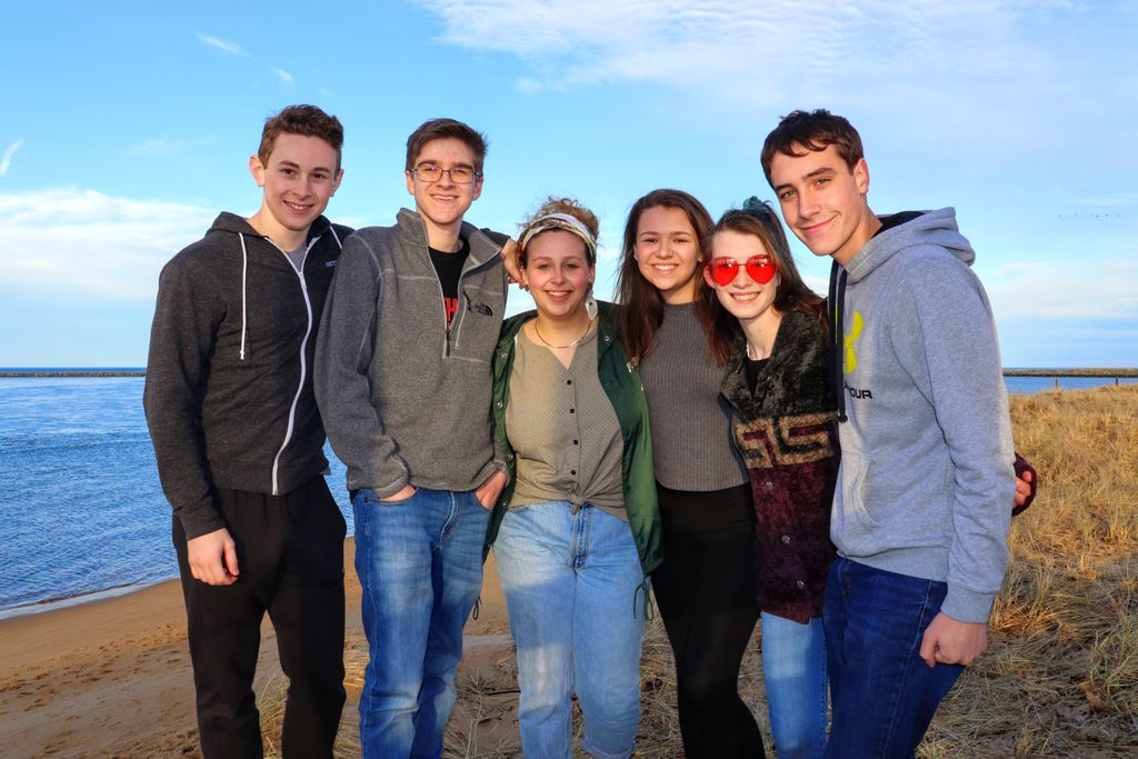 AltWaveRadio's tweet image. AltWave Family Outing