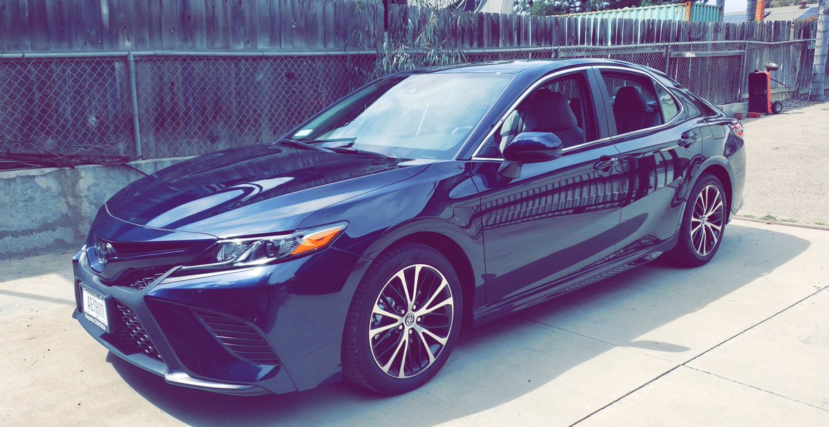 ithinkitsmaddy's tweet photo. New car, who dis ๐ #sportedition #toyotacamry2019 #goingupinlife #happiness #workhard #8speed #galacticaaqua #adulting #beauty https://t.co/dMBPWMy70D