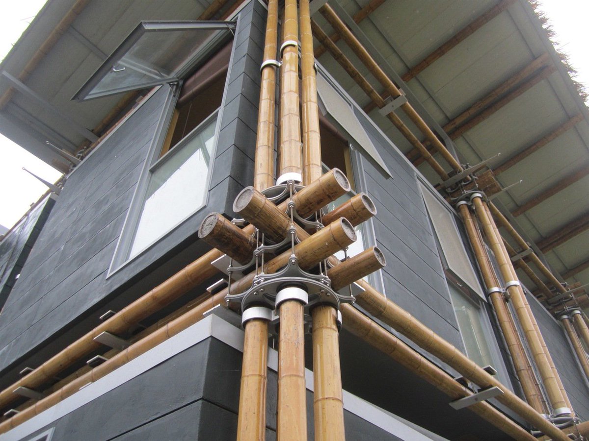 INBARofficial's tweet photo. #INBAR's Garden at the #2019Expo is designed by #bamboo superstar #architect Mauricio Cardenas Laverde. Want more of his low-carbon, energy-efficient designs? https://t.co/FfnYb17qeD #ThinkBamboo #ClimateSmart #DesignThinking #BuildwithBamboo https://t.co/YlnFXeLFZ7