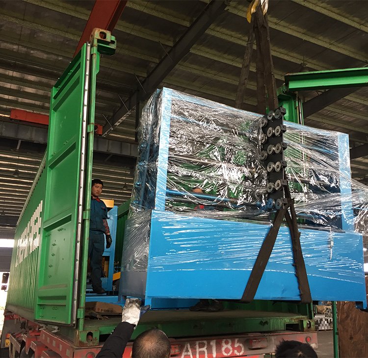 CandidMachinery's tweet photo. On 23th March, we finished loading container of gabion machine and will dispatch to Malaysian soon.
After strict QC,  we packed every parts carefully ensure protect the machinery from being damaged during transit.
Hope our Malaysia client could win more business by our machine. https://t.co/FIeMtsNH6M