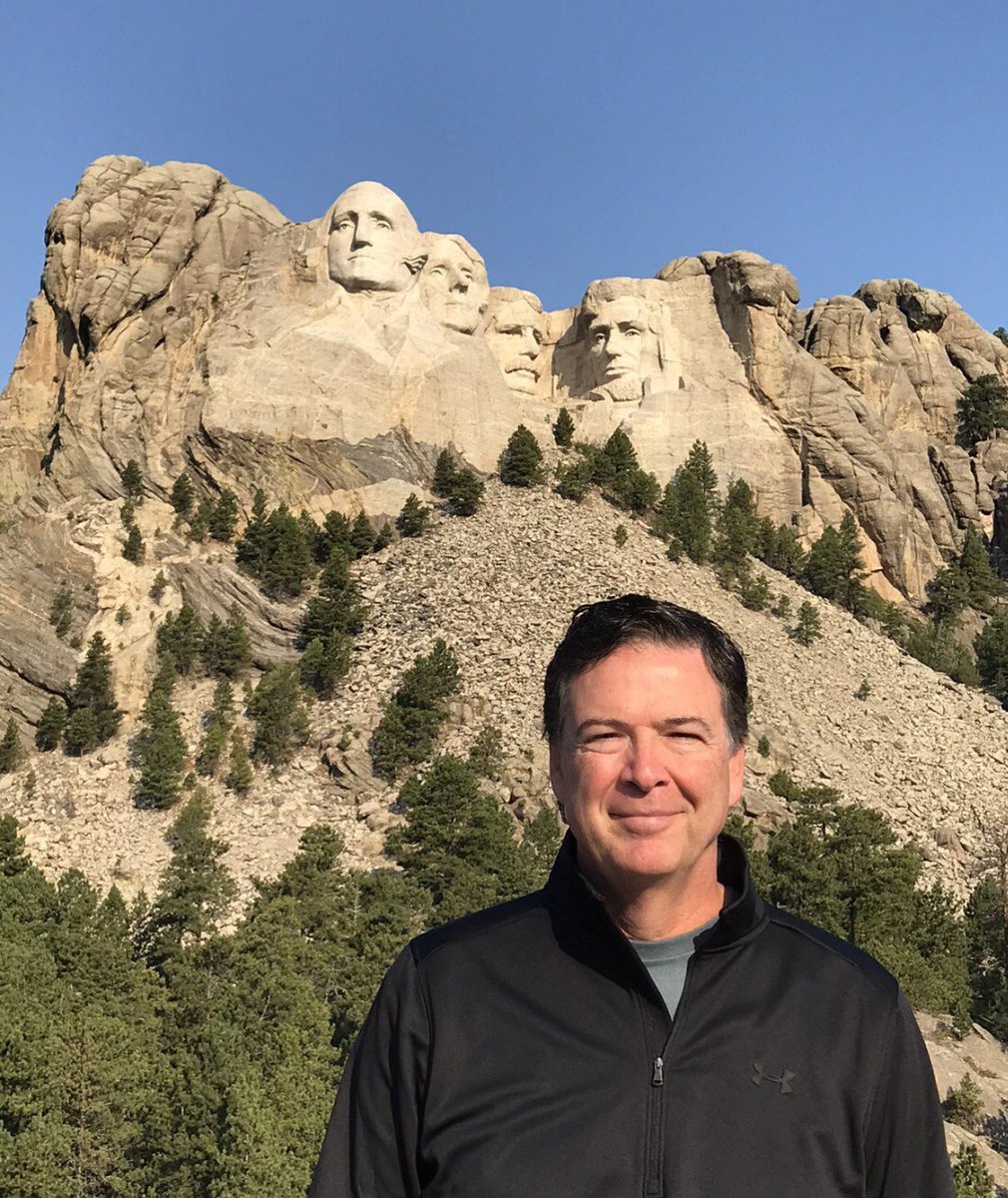 comeyinthewild's tweet photo. Decided to take a picture here before they add Trump! #MuellersReport #NoCollusion #ReleaseTheFullReport https://t.co/iZNURvsiss