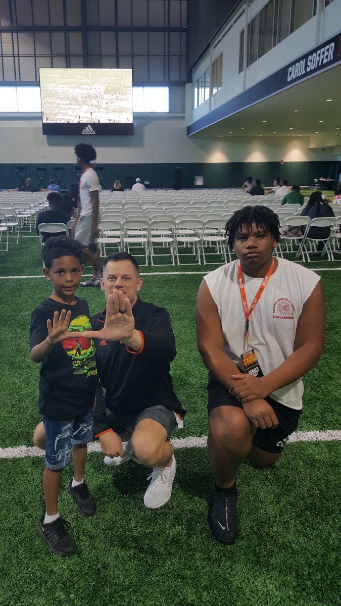 Coach_Nemo99's tweet photo. My Kari really enjoyed himself today at UMs indoor facility. He couldn't sit still for a second, I was lucky enough to catch him to take these pics ..lol!  #LetsGoCanes #UMFootball #AlBlades #CamHarris #DjDallas #G5Greg #GeraldMincey #HUUUUUGGE🏌️‍♂️ https://t.co/fO1v27cQG6