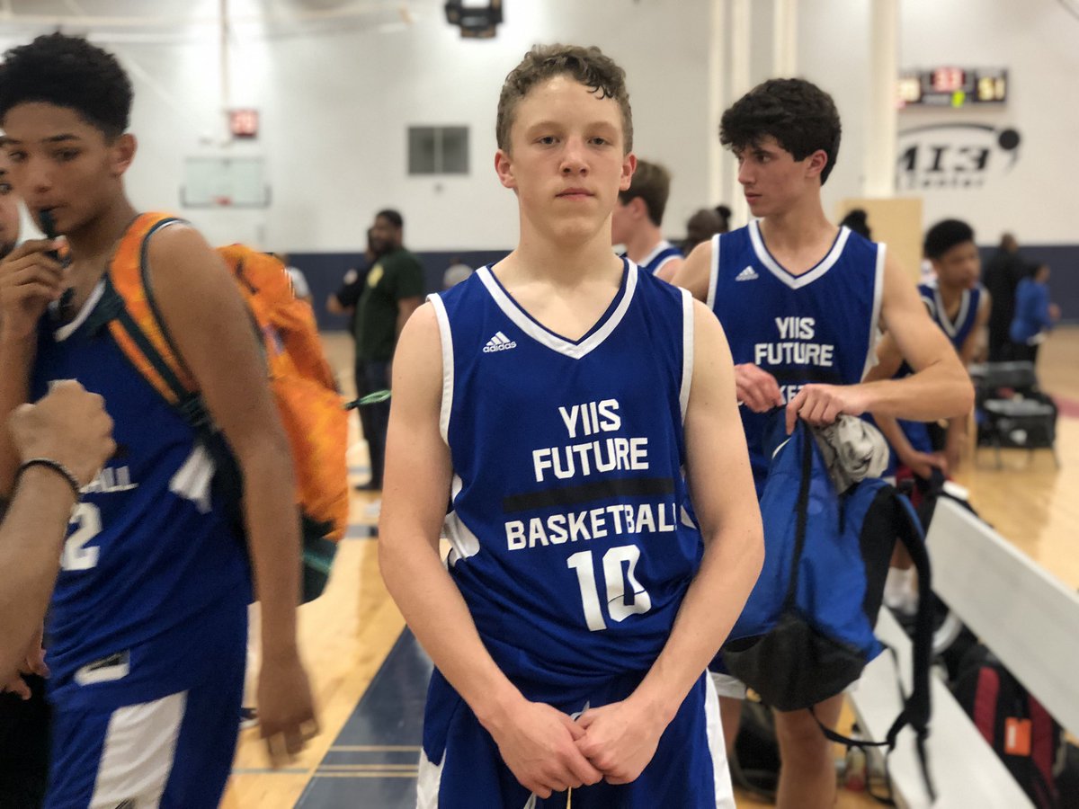 GDayHoopScout's tweet photo. Austin Benigi 5’10 PG / @Tcstigersbball [YIIS-PBNation 15U] 2022. @AustinBenigni13 has a nasty first step and great body control when attacking the lane. Finished with 15 points in the Title Game. 

#PrepHoopsTX #SpringPreview2019 https://t.co/1jnO54lJnF