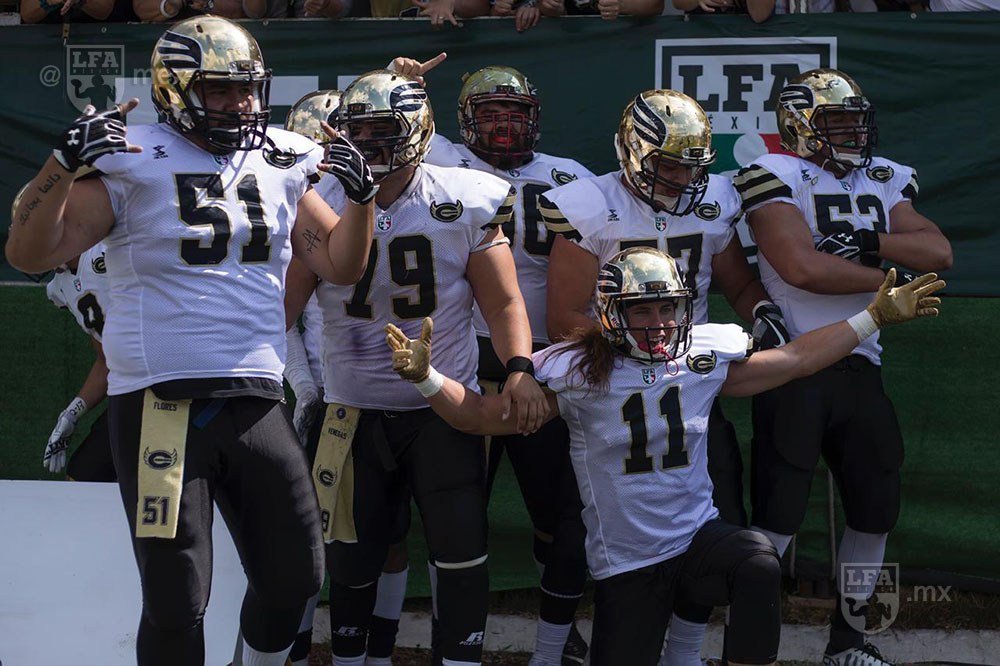 LFA_Mex's tweet photo. Los Condors demuestran en casa de los Osos que vienen con todo esta temporada. https://t.co/UtomHa2f0t https://t.co/MZxzrkEkF0