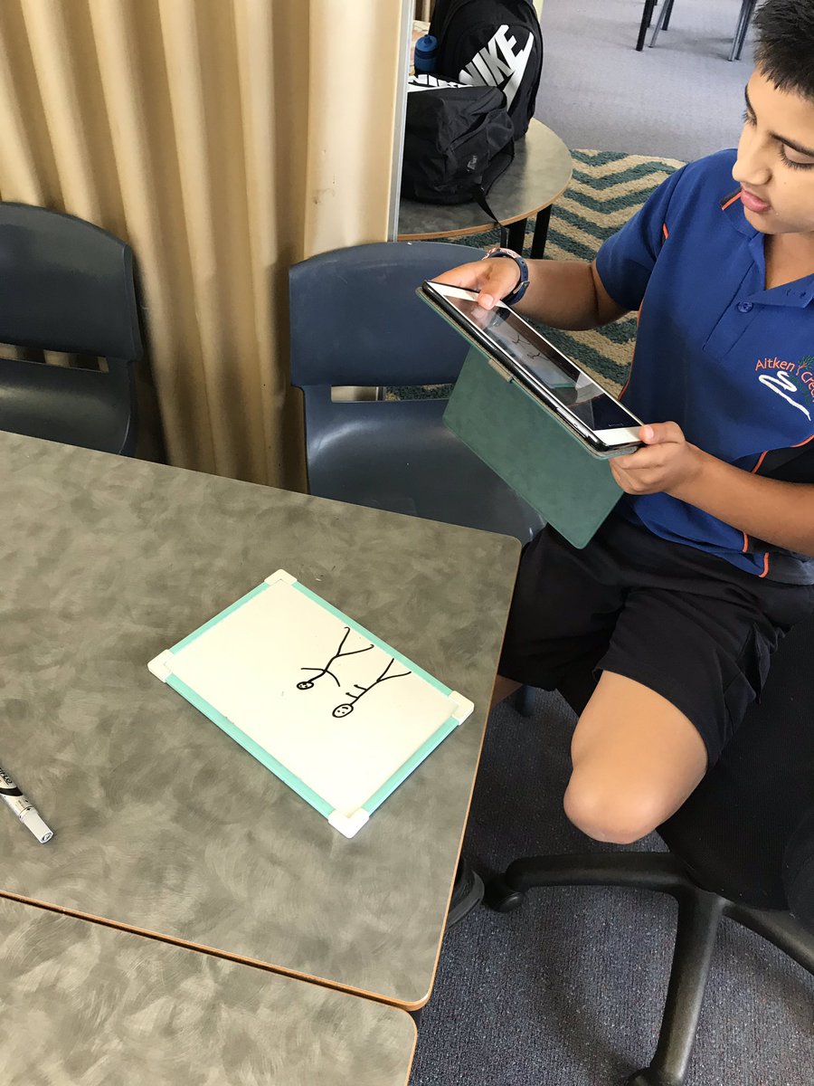 Ms_Anderson_4B's tweet photo. Animation club at ACPS. #animation #AItkencreekprimary #clubmania2019 https://t.co/9F32ajGbdR