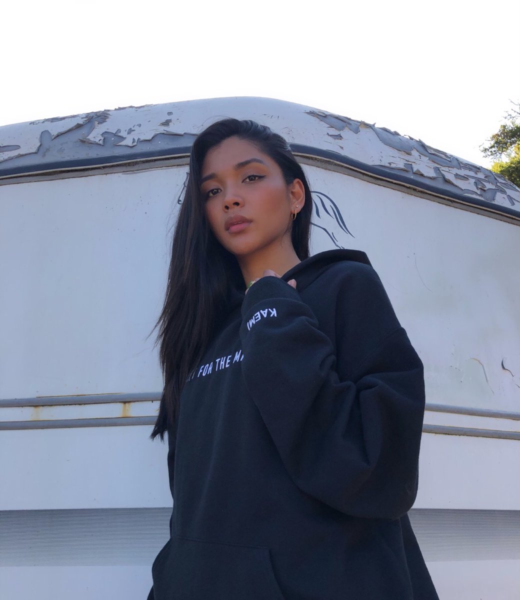 kaemi__'s tweet photo. @KristaSantiago in our NOT FOR THE MASSES HOODIE 🔥 Get yours at https://t.co/f9VgNkn2Qm https://t.co/AokEz8TFU4