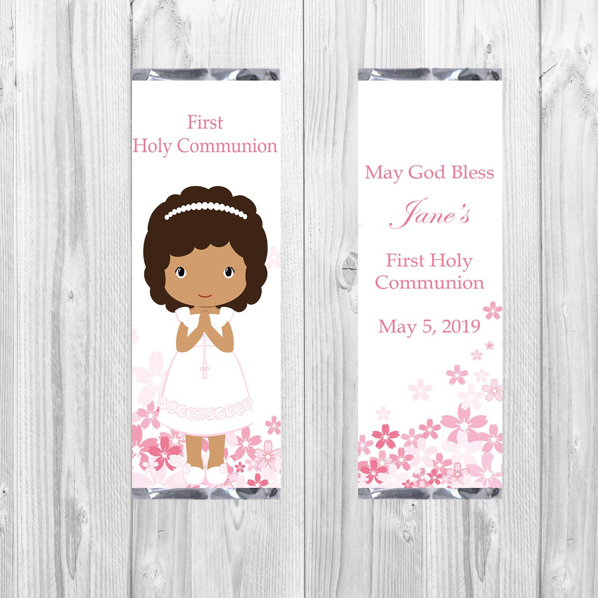 LoveleesCreati1's tweet photo. Just added to our Etsy Shop!

First Holy Communion - Hershey’s Candy Bar Wrappers

Print Yourself: https://t.co/hjjNpsEluZ
or
Shipped To Your Door: https://t.co/3A8eCvaXsu
or 
Visit our Etsy Shop @ https://t.co/8I0tmPIAjX

#firstholycommunion #favors #giftidea https://t.co/gvQ3xJEUqQ