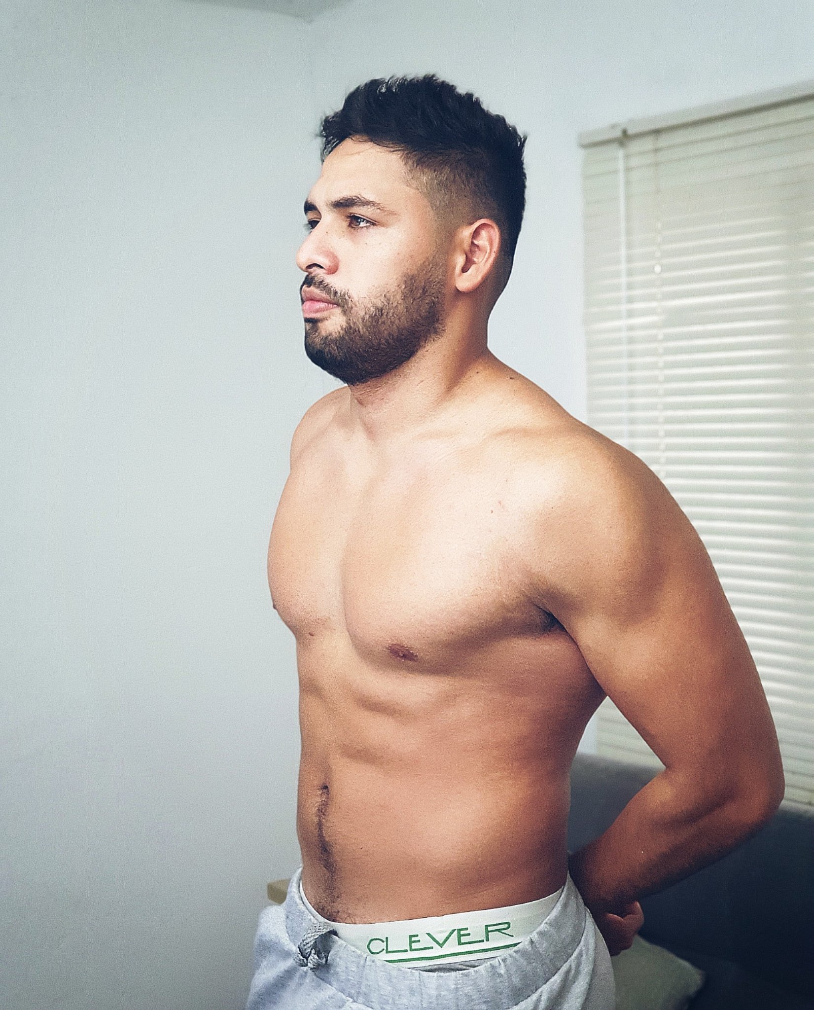 Tomorrow hot pics are coming, stay tuned!!! Im online right now at https://t.co/ZiADsOw6Ny 
#muscle #colombian