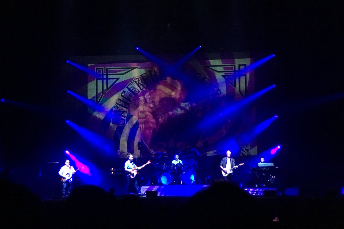 TheWallComplete's tweet image. Outstanding show tonight! A Saucerful of Secrets @NickMason #toyotamusicfactory