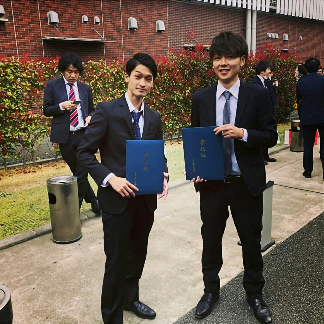 ko__wichi's tweet photo. 卒業うぇーい https://t.co/E2jwHwCIDw