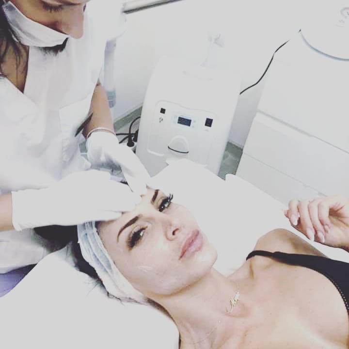 oxygenbeautyace's tweet image. #oxygen #oxygeninfusion #oxygentreatment #oxygeninjector #oxygentherapy #facial #oxygenfacial #intraceuticals #skincare #oxygenskincare #faceandbodyoxygensystem #oxygenfacialmachine #oxygenbeauty #cosmeticsapplicationdevice #cosmetics #makeupdevice #hinoroxygenfacialmachine #skin
