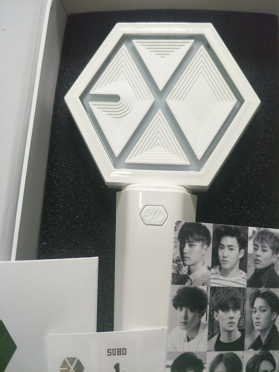 thisisIiphone's tweet photo. ขายแท่งไฟ EXO ver 2 ⭐
900.- มีของครบ สภาพไม่มีรอย มีสติ๊กเกอร์แบคฮยอนใช้ไปแล้ว 1 อัน นอกนั้นครบค่ะ #แท่งไฟExo #ตลาดนัดEXO #ตลาดนัดnct แท่งไฟ https://t.co/k1kyKlhvJW