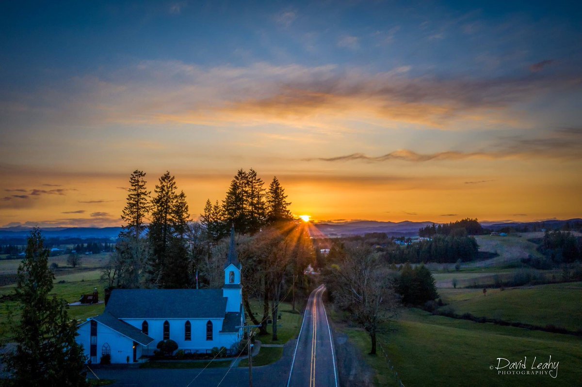 DavidLeahyPhoto's tweet photo. Last night in Helvetia, Oregon. #oregon #pdx #church #StormHour #sunset #landscapephotography #photohour #sunset_sunrise_photogroup #sunsetwx #fox12 https://t.co/MTxUiruyQe