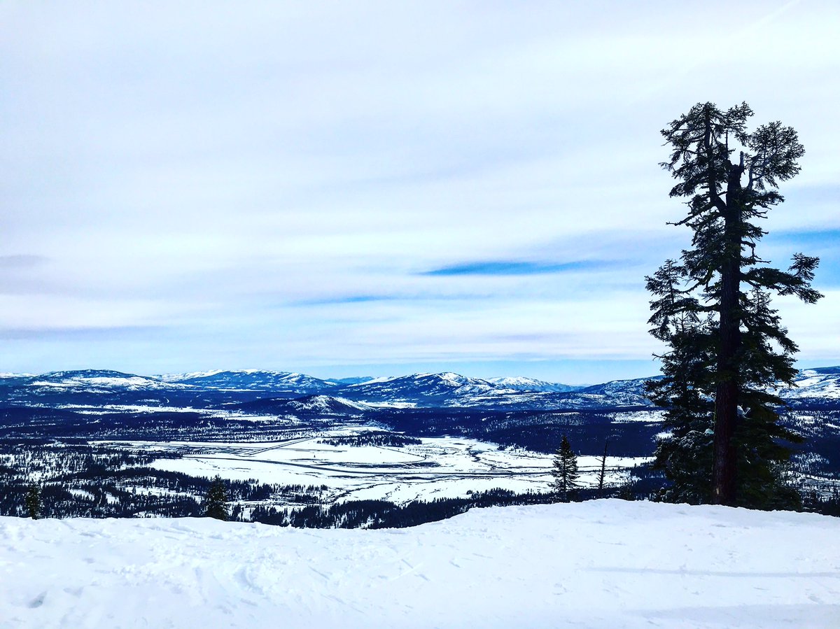 MattRob19's tweet image. Tahoe never does disappoint #Tahome