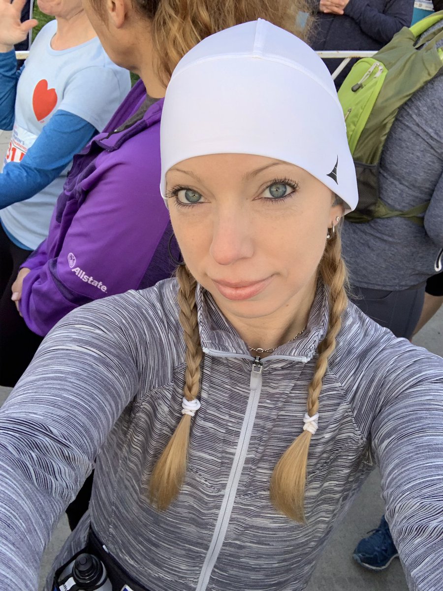 PedDrSammyM's tweet photo. Well, this happened today! #halfmarathon #firsthalfmarathon #napa #wineatthefinishline #NeverAgain https://t.co/GLC1lBHCQK