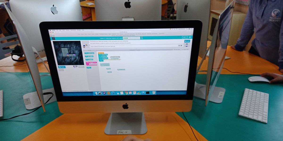 KirtiTrehan's tweet image. Grade 2 competing to become a super coder #codingweek2019 #edtech #everyonecancode @codeorg @ibpyp @PathwaysNoida @vandysays @sansanananana