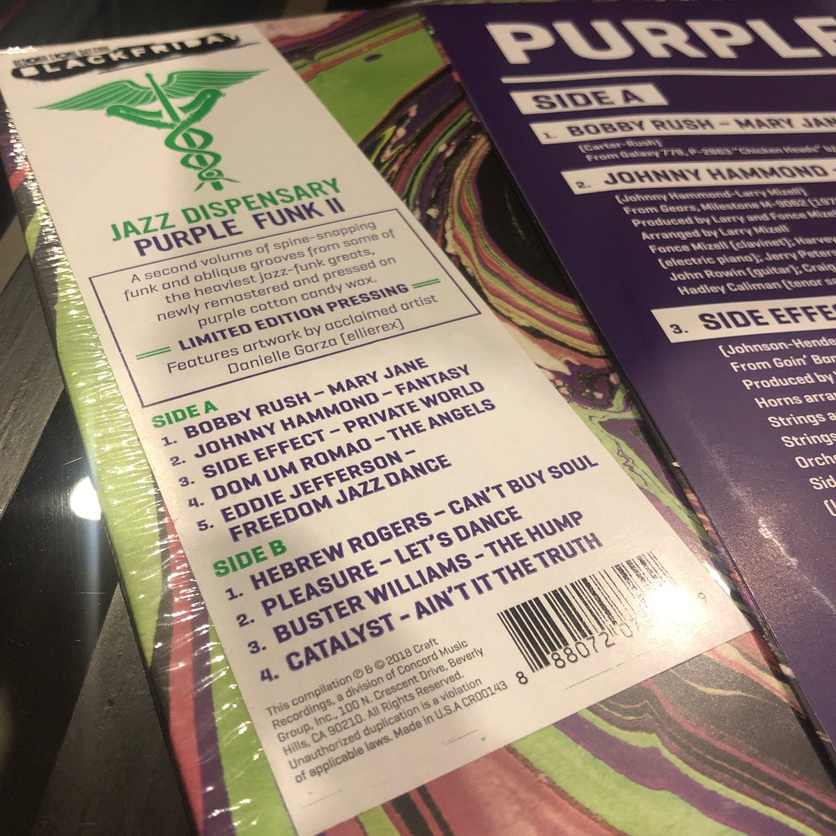 Jazzrockman's tweet photo. Que joyita me estoy refinando! #purplefunk #jazzdispensary #vinyexperience https://t.co/ET585rOysX