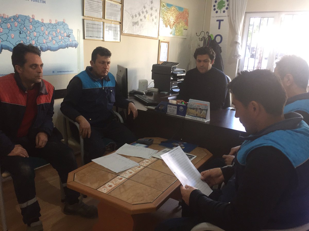 ad_toki's tweet photo. Personellerimizle Haftalık değerlendirme istişare toplantımız yapılmıştır.@EmlakYonetim @HasanDurhat @Emlakisletmeler @1192Aydogan https://t.co/kypRpsP0uU
