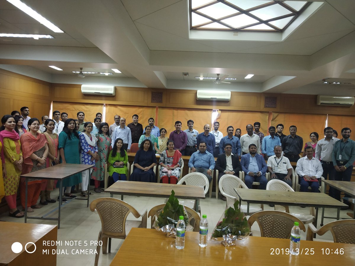 Manali_1812's tweet photo. And here we go with a group of enthusiastic faculties who want to learn the new technologies - #industry4.0 

We @inteliment @rubicslabs are partnering with @vit_pune  for the orientation workshop for #DataScience ! 

@inteliment @rubicslabs #DataAnalytics #DataScience #Python https://t.co/kFbYPPYPsJ