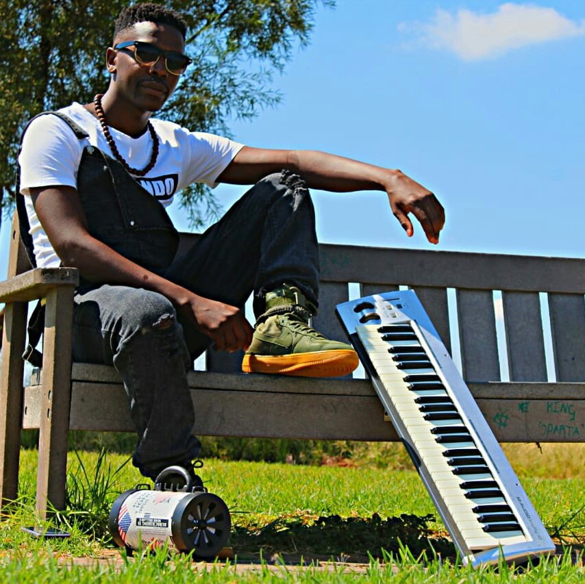 MandlaEL's tweet photo. #NewProfilePic https://t.co/dKsqAZeh5q