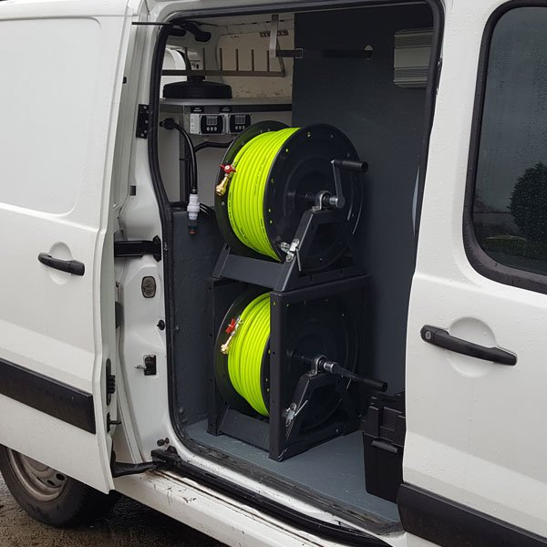 streamline_sols's tweet photo. Making the most of the van space you have is important. Varitech Systems has a range of solutions for your business needs. If you're looking to maximise the space available for your investment, it's time to talk to the team here on +44 (0)1626 830830. #windowcleaningvan https://t.co/3dv4UbLdrB
