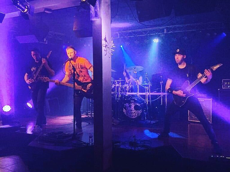 RoyalJakeBand's tweet photo. Showken Peer #metalcoreband #melodichardcore #metalcore #royaljake #theothersidepeer #metalcore #poutrelfest #brutalexposure #metal #metalhead #show #live https://t.co/o0AW2ymXuM