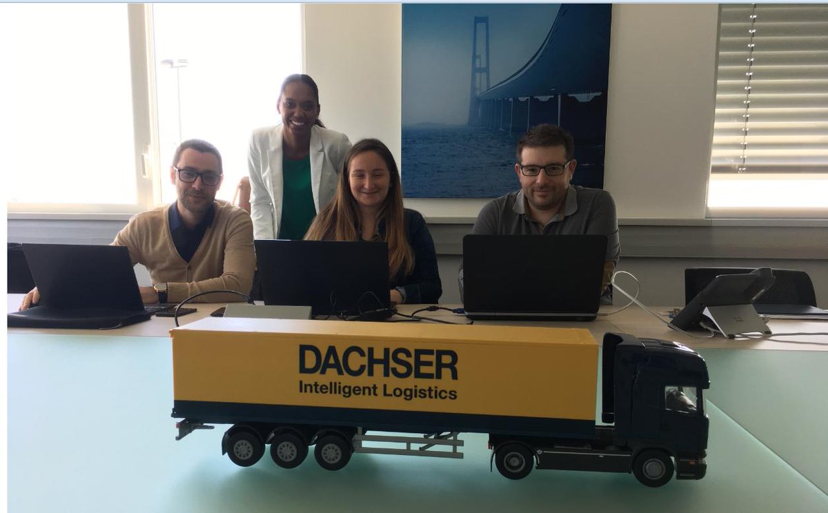 ras_interim's tweet photo. Vanessa, de l'agence R.A.S INTÉRIM de Longjumeau, Laurie et Bertrand, du service Support, ont aidé leur client DACHSER sur le logiciel PIXID. Ainsi ils ont pu fluidifier les échanges et gagner en productivité. #DoncToutVaBien #emplois #interim #cdd #cdi https://t.co/3owN18wKwi