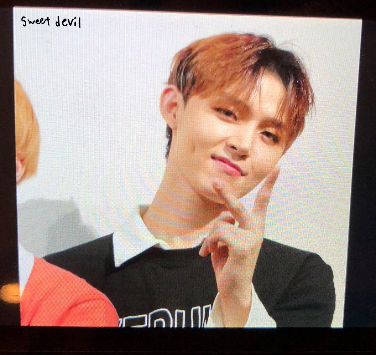 SweetDevil_0208's tweet photo. 19.03.25 1부 포토타임 🌟preview🌟

#원포유 #14U #현웅 #HyunWoong #ヒョヌン
(@14U_JP ) (@14U_official_ ) https://t.co/BHyGNmn9Kv