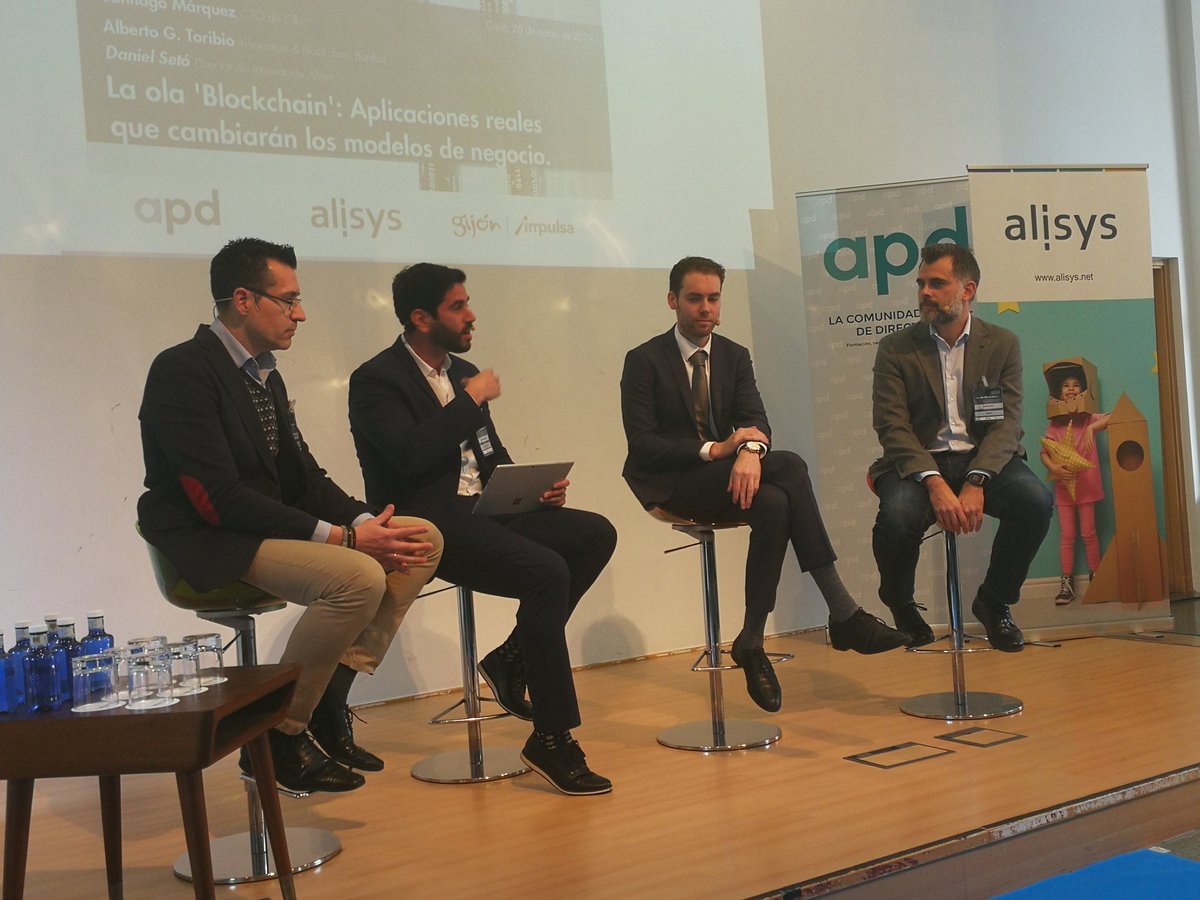alisys's tweet photo. En unos años las pynes estarán utilizando tecnología blockchain pero a lo mejor no son conscientes: Daniel Setó #blockchainapd https://t.co/eingkfh9Vq