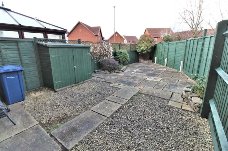 SureCheltenham's tweet photo. This 3 bed semi-detached house comes highly recommended and must be seen. Situated in Hucclecote, it offers a rear garden and parking. Call 01242 261222 to arrange a viewing. #cheltenham #theguild #guildproperty #estateagent #hucclecote #gloucestershire #forsale https://t.co/BMgIdi5pfw