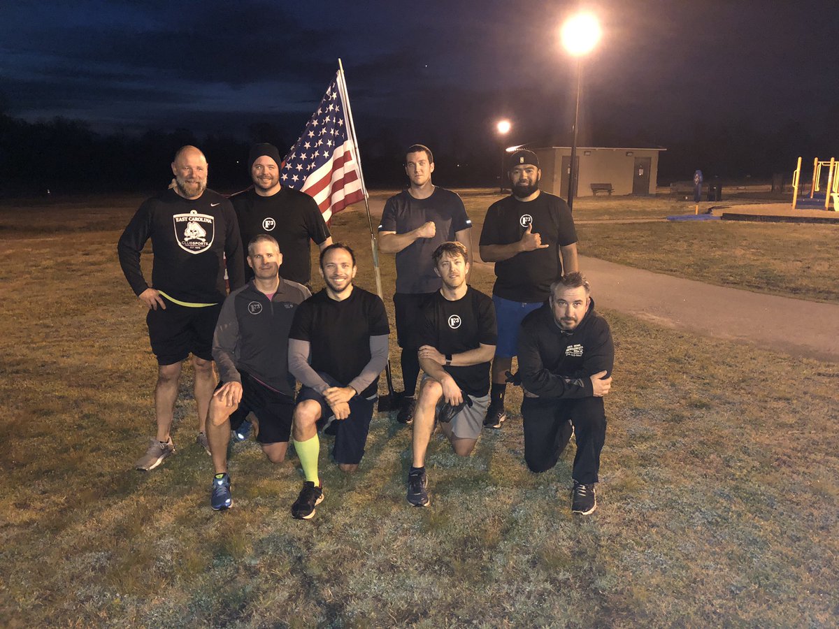 Real_Ltrain1007's tweet image. A pax of 9 learned about the greatest basketball dynasty in Pitt County! #TheCollardPatch @F3ENC